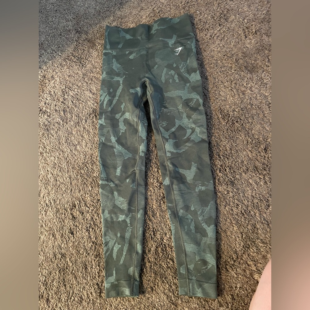 Camo gymshark booty scrunch leggings